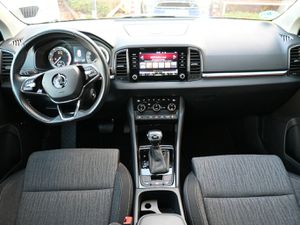 SKODA Karoq 1.5 *Style* DSG Klimaaut NAVI 19Alu 1.Hand...