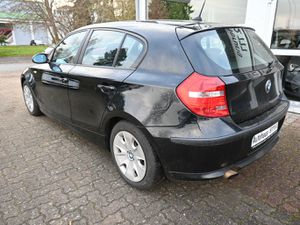 BMW 118 d 5-tür Klima Sitzheiz 4-Seasons 2.Hand...