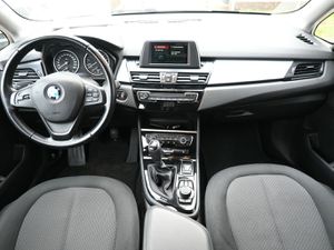 BMW 218 Active Tourer 218i Klima Sitzhz PDC 1.Hand...