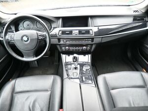 BMW 520 d Aut Touring Klimaaut Navi Leder Bi-Xen Alu...