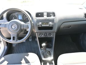 VW Polo 1.2 *Trendline* Klima Bluet PDC 17Alus...