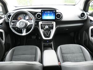 MERCEDES-BENZ T 180 Aut lang *Progressive* 5-Sitzer MBUX...