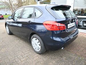 BMW 218 Active Tourer i Klima Sitzheiz PDC 1.Hand...