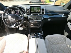 MERCEDES-BENZ GLE 400 9G 4Matic AMG-Coupe Pano Leder Navi usw...