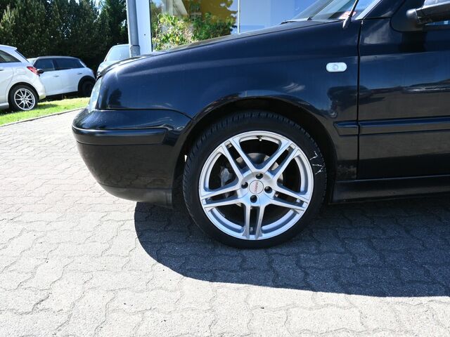VW Golf Cabriolet 1.6 *Classicline* Leder 17Alus...