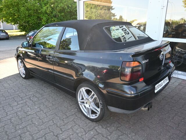 VW Golf Cabriolet 1.6 *Classicline* Leder 17Alus...