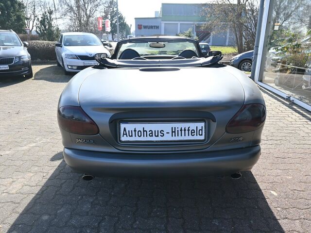 JAGUAR XK8 4.0-V8 Convertible *deutsches Auto*...