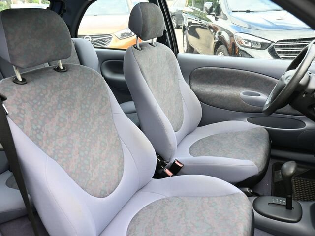 FORD Fiesta 1.3 Automatik SDach Serviceheft 1.Hand...