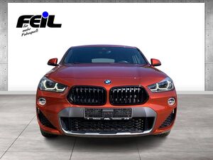 BMW X2 xDrive20i HiFi LED RFK Navi ACC + Stop&Go