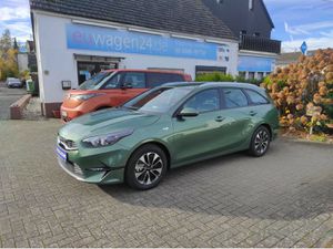 KIA ceed Sportswagon 1,5 T-GDI SPIN/SHZ/KAM/LED/NAVI...