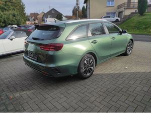 KIA ceed Sportswagon 1,5 T-GDI SPIN/SHZ/KAM/LED/NAVI...