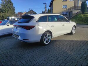 SEAT Leon FR e-Hybrid 1,4 TSI DSG/LED/NAVI/SHZ...