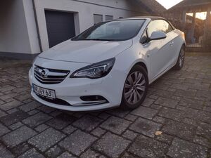 OPEL Cascada 1,4 Turbo Innovation NAVI/XENON...
