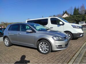 VW Golf 1,4 TSI Highline NAVI/Xenon/GHD/SHZ...