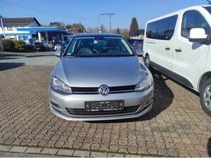 VW Golf 1,4 TSI Highline NAVI/Xenon/GHD/SHZ...