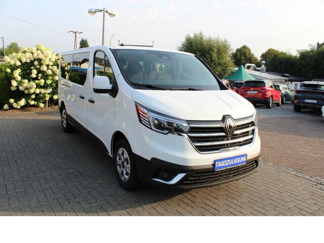 RENAULT Trafic 2,0 dCI L2H1 / Authentic/9.Sitze/SHZ/PDC/...