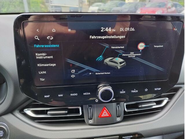 HYUNDAI i30 1,5 TGI Trend DCT NAVI/LED/SHZ/LHZ/Kam... Ansicht 16 für Fahrzeugdetailseite