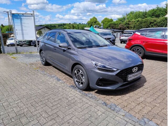 HYUNDAI i30 1,5 TGI Trend DCT NAVI/LED/SHZ/LHZ/Kam... Ansicht 3 für Fahrzeugdetailseite