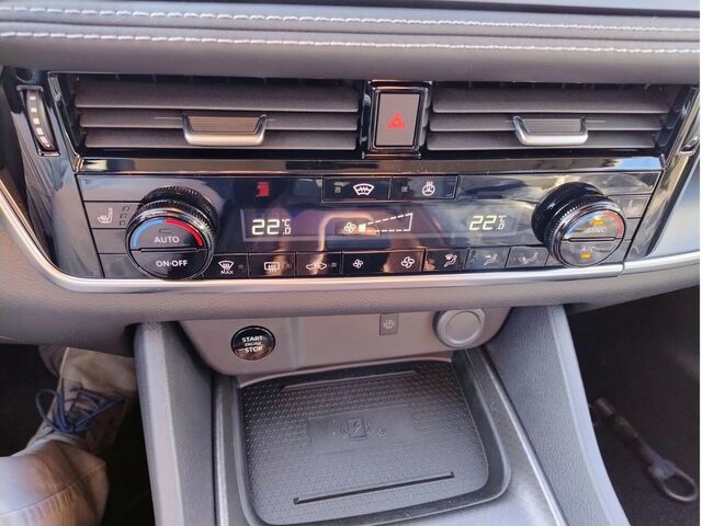 NISSAN Qashqai N-Connecta 1,3 DIG-T /SHZ/LHZ/NAVI/Pano... Ansicht 19 für Fahrzeugdetailseite