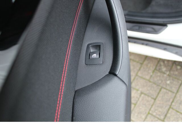BMW X1 xDrive 20 i SportLine NAVI/LED/Sitzh./AHK... Ansicht 15 für Fahrzeugdetailseite