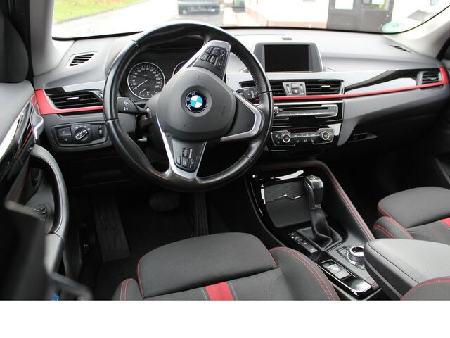 BMW X1 xDrive 20 i SportLine NAVI/LED/Sitzh./AHK... Ansicht 17 für Fahrzeugdetailseite