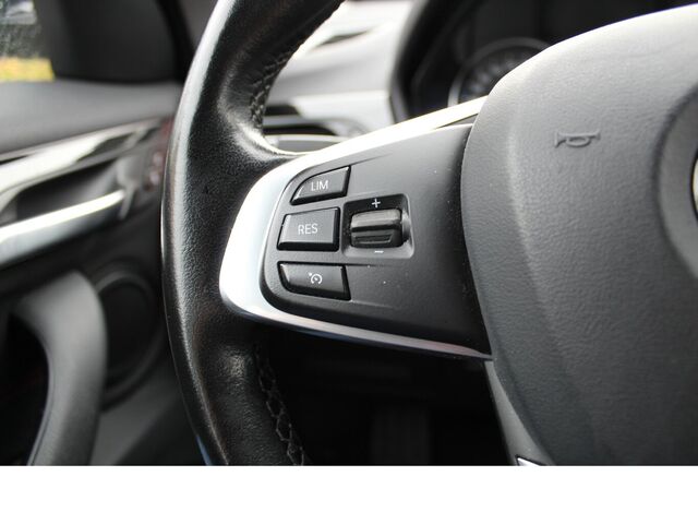 BMW X1 xDrive 20 i SportLine NAVI/LED/Sitzh./AHK... Ansicht 21 für Fahrzeugdetailseite