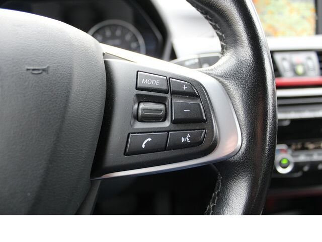 BMW X1 xDrive 20 i SportLine NAVI/LED/Sitzh./AHK... Ansicht 22 für Fahrzeugdetailseite