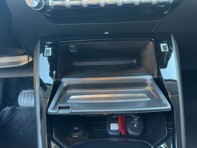 PEUGEOT 208 Ansicht 14 für Fahrzeugdetailseite