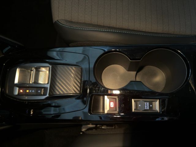 PEUGEOT 208 Ansicht 12 für Fahrzeugdetailseite