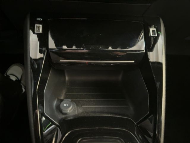 PEUGEOT 2008 Ansicht 13 für Fahrzeugdetailseite