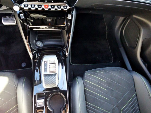 PEUGEOT 2008 Ansicht 10 für Fahrzeugdetailseite