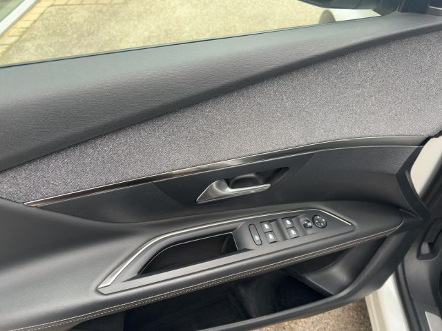 PEUGEOT 3008 Ansicht 10 für Fahrzeugdetailseite