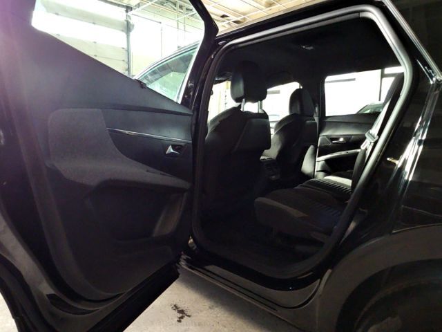 PEUGEOT 5008 Ansicht 9 für Fahrzeugdetailseite