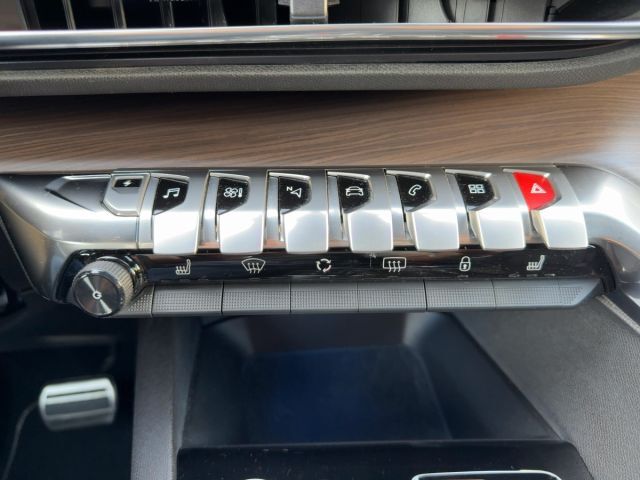 PEUGEOT 3008 Ansicht 11 für Fahrzeugdetailseite