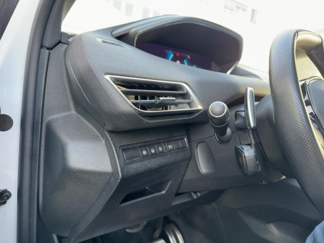 PEUGEOT 3008 Ansicht 14 für Fahrzeugdetailseite