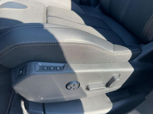 PEUGEOT 3008 Ansicht 13 für Fahrzeugdetailseite