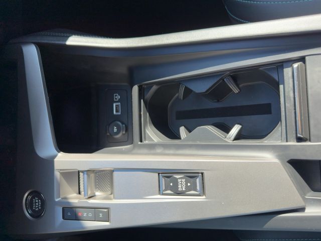 PEUGEOT 308 Ansicht 12 für Fahrzeugdetailseite