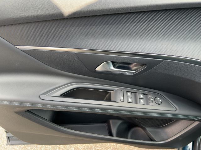 PEUGEOT 3008 Ansicht 13 für Fahrzeugdetailseite