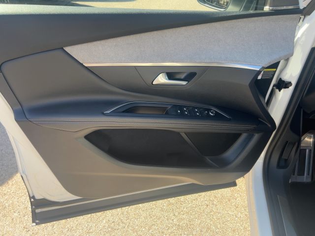 PEUGEOT 3008 Ansicht 14 für Fahrzeugdetailseite