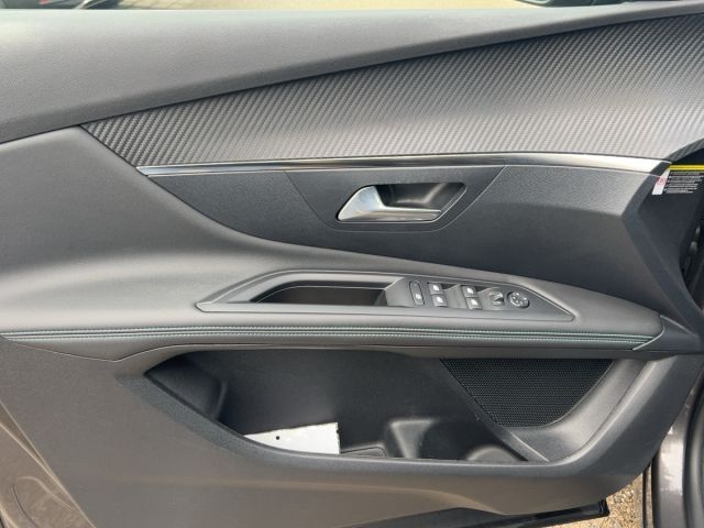 PEUGEOT 3008 Ansicht 15 für Fahrzeugdetailseite