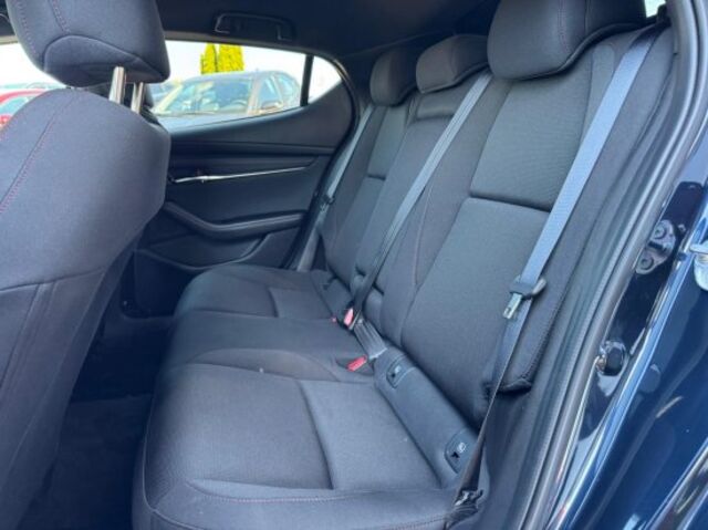 MAZDA 3 Ansicht 6 für Fahrzeugdetailseite