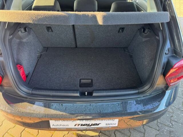 VW Polo Ansicht 9 für Fahrzeugdetailseite