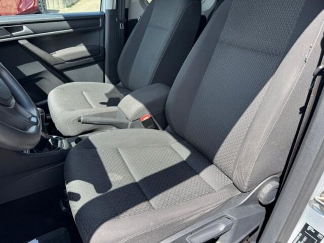 VW Caddy Ansicht 3 für Fahrzeugdetailseite