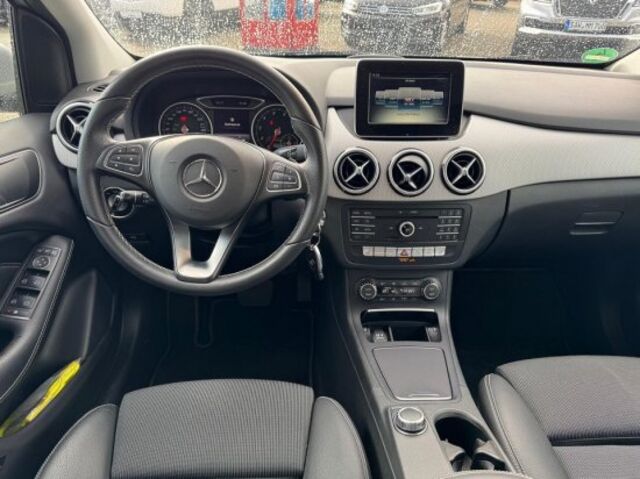 MERCEDES-BENZ B 180 Ansicht 10 für Fahrzeugdetailseite