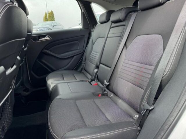 MERCEDES-BENZ B 180 Ansicht 9 für Fahrzeugdetailseite