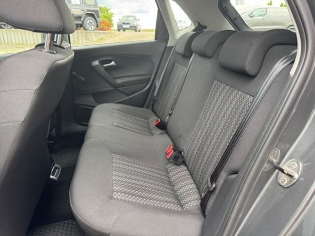 VW Polo Ansicht 6 für Fahrzeugdetailseite