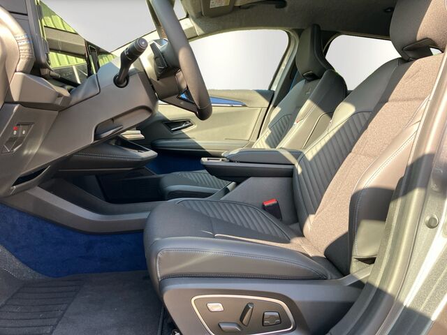 RENAULT Clio Techno 145 ACC/Kamera/Navi Ansicht 8 für Fahrzeugdetailseite