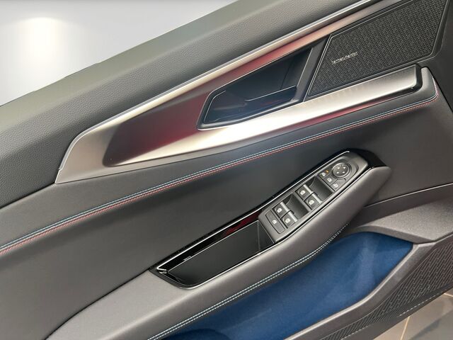 RENAULT Captur Techno Mild-Hybrid 160 EDC Ansicht 14 für Fahrzeugdetailseite