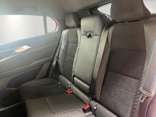 RENAULT Captur Techno Mild-Hybrid 160 EDC Ansicht 7 für Fahrzeugdetailseite