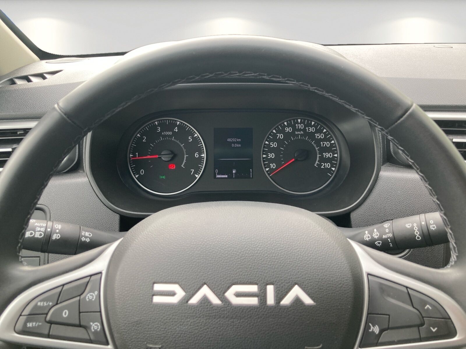 DACIA Duster Journey+ TCe 130 Ansicht 12 für Fahrzeugdetailseite